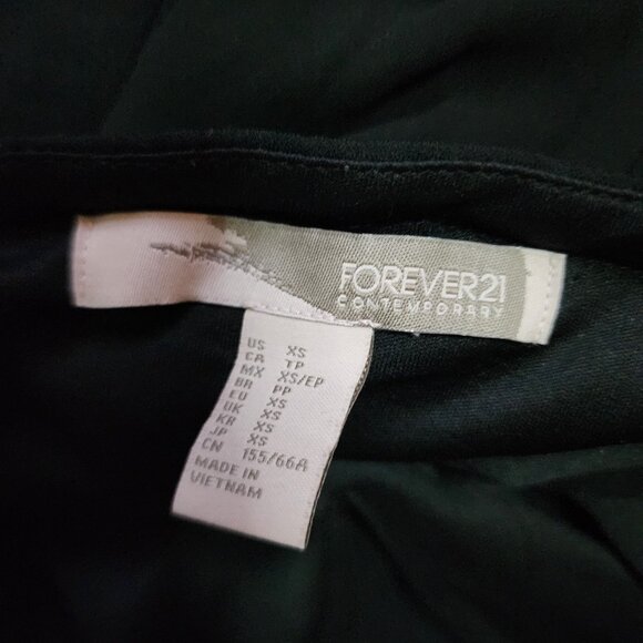 Forever 21 Jumpsuit Womens Size XS Solid All Black Contemporary Strapless Classy - Picture 3 of 7